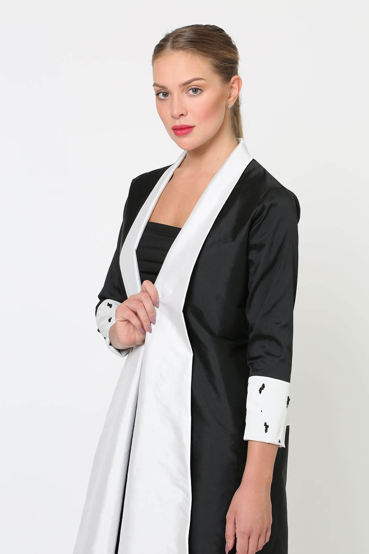 White Collar Taffeta Abaya