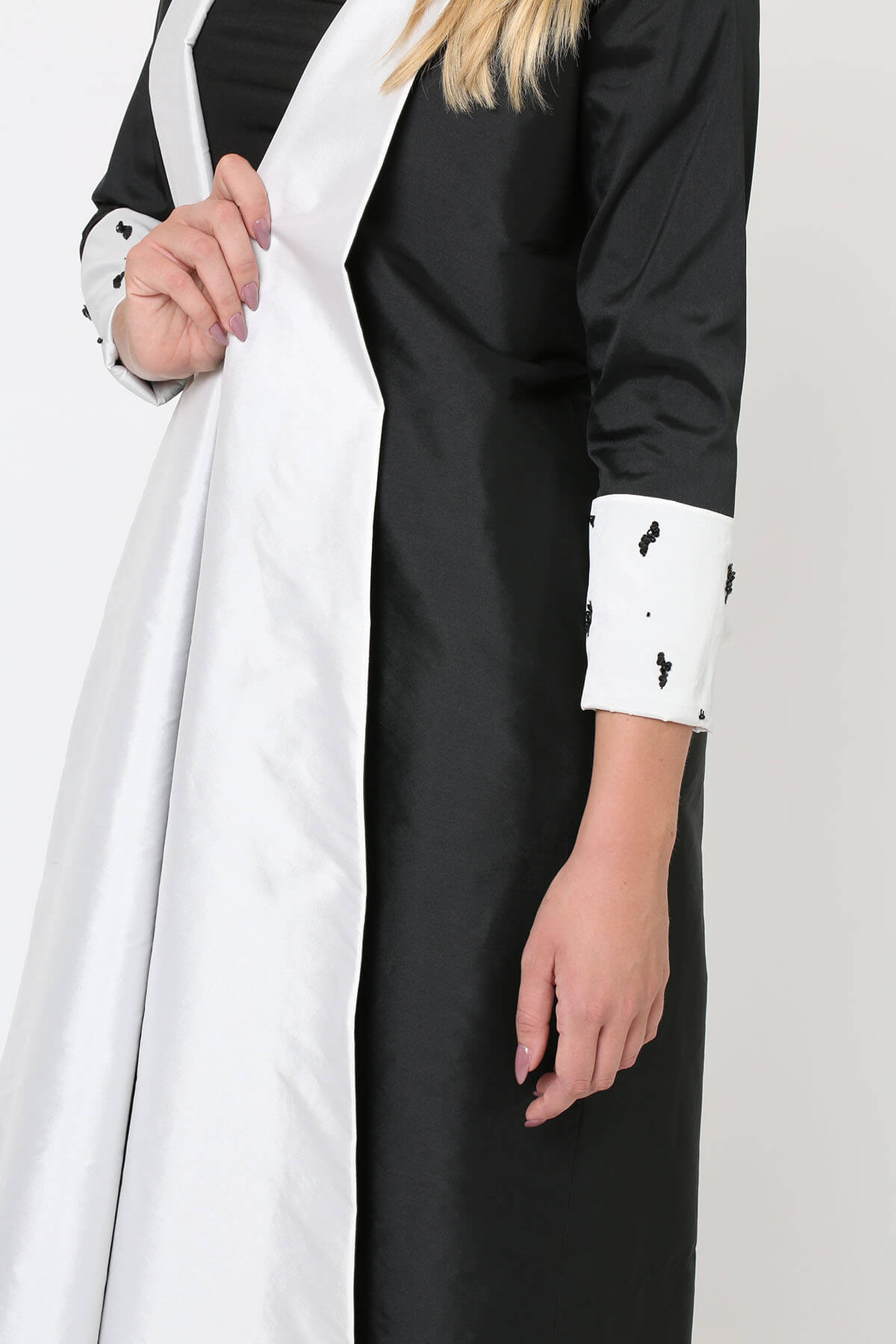 White Collar Taffeta Abaya