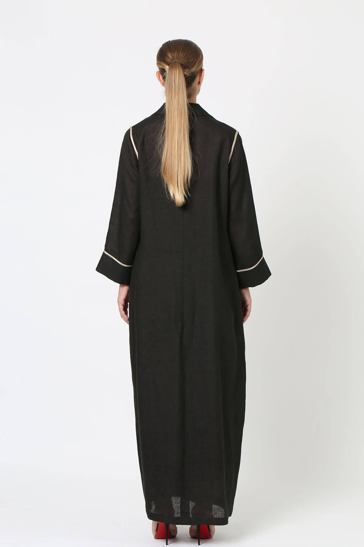 Contrast Piping Abaya