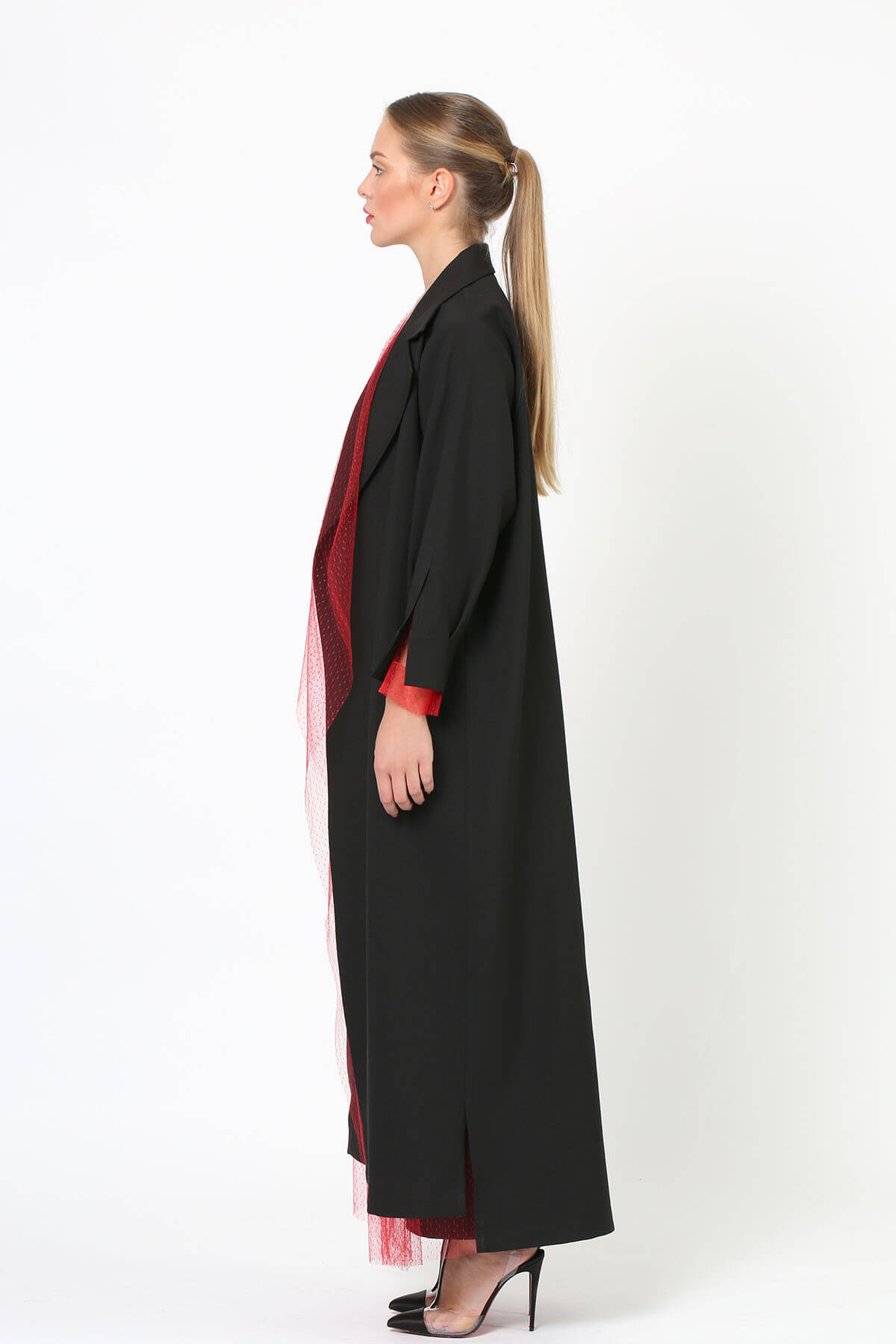 Crepe Abaya with Red Tulle