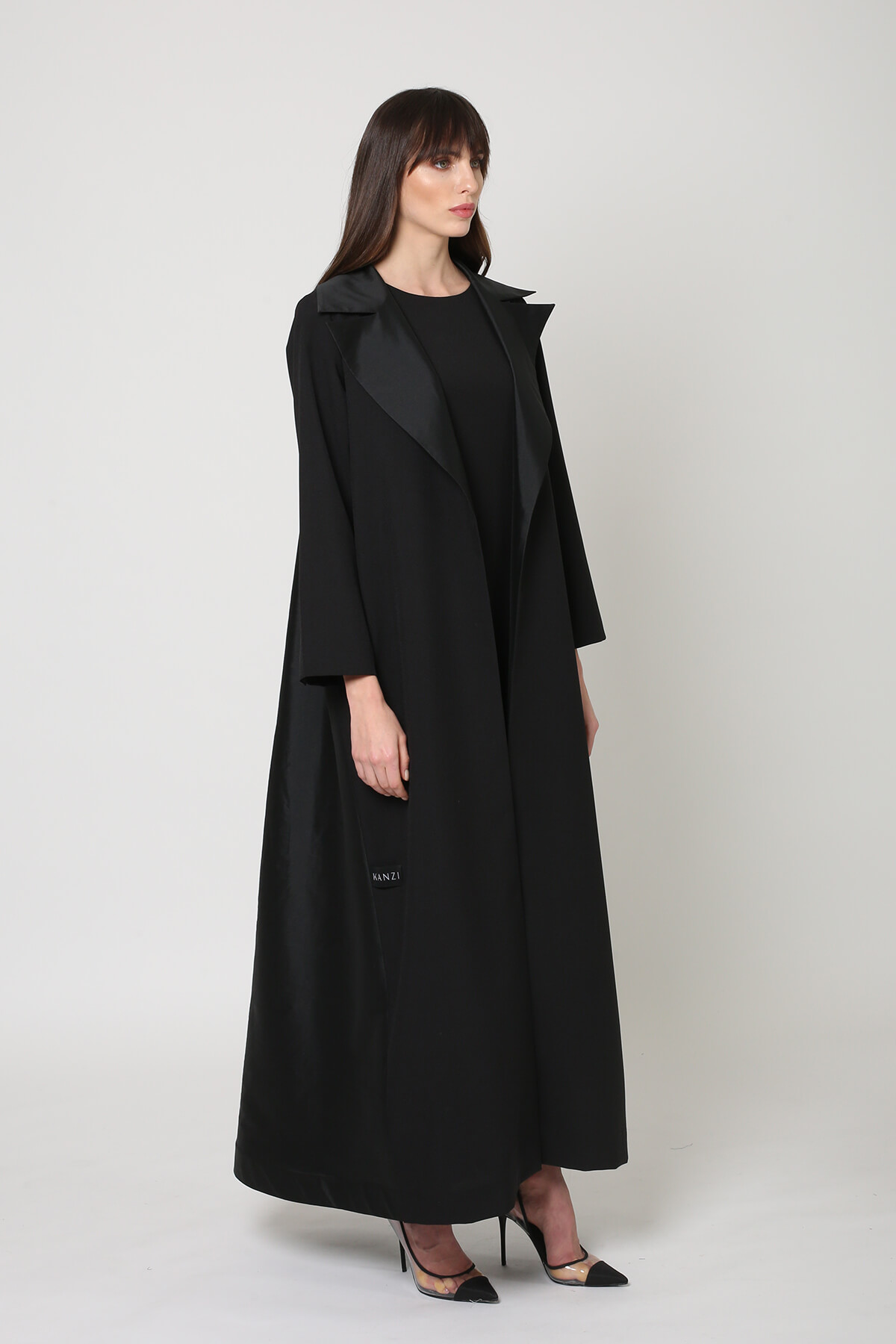 Silk Collar Abaya