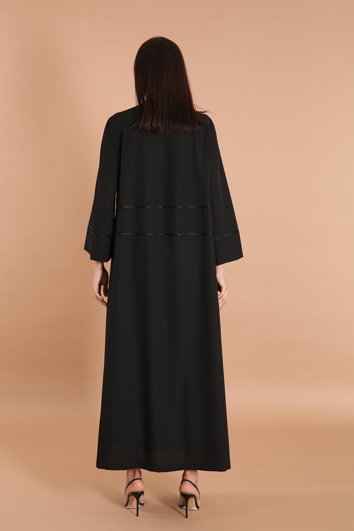 Pearls Embellished Classic Abaya