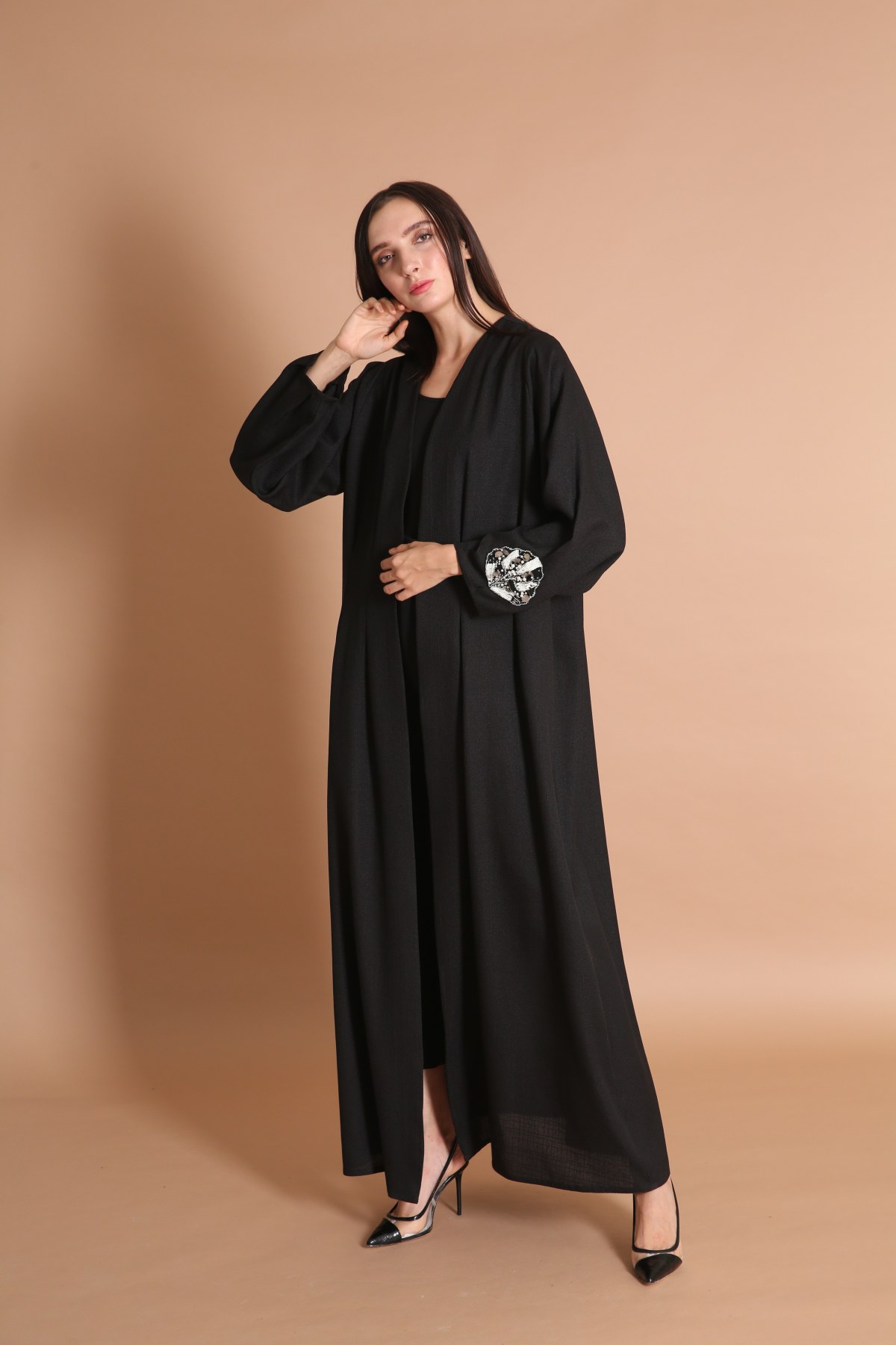 Embellished Linen abaya