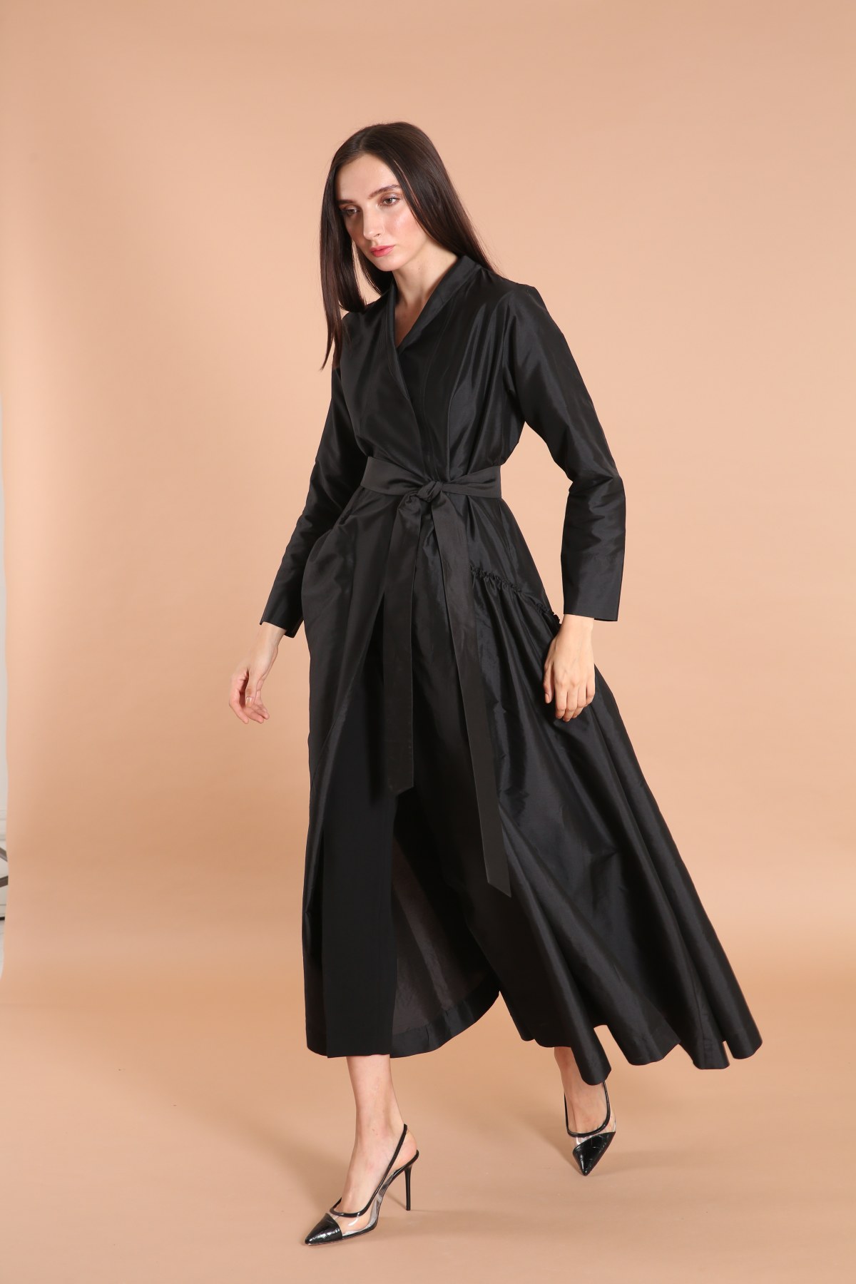 Taffeta Shirred Abaya