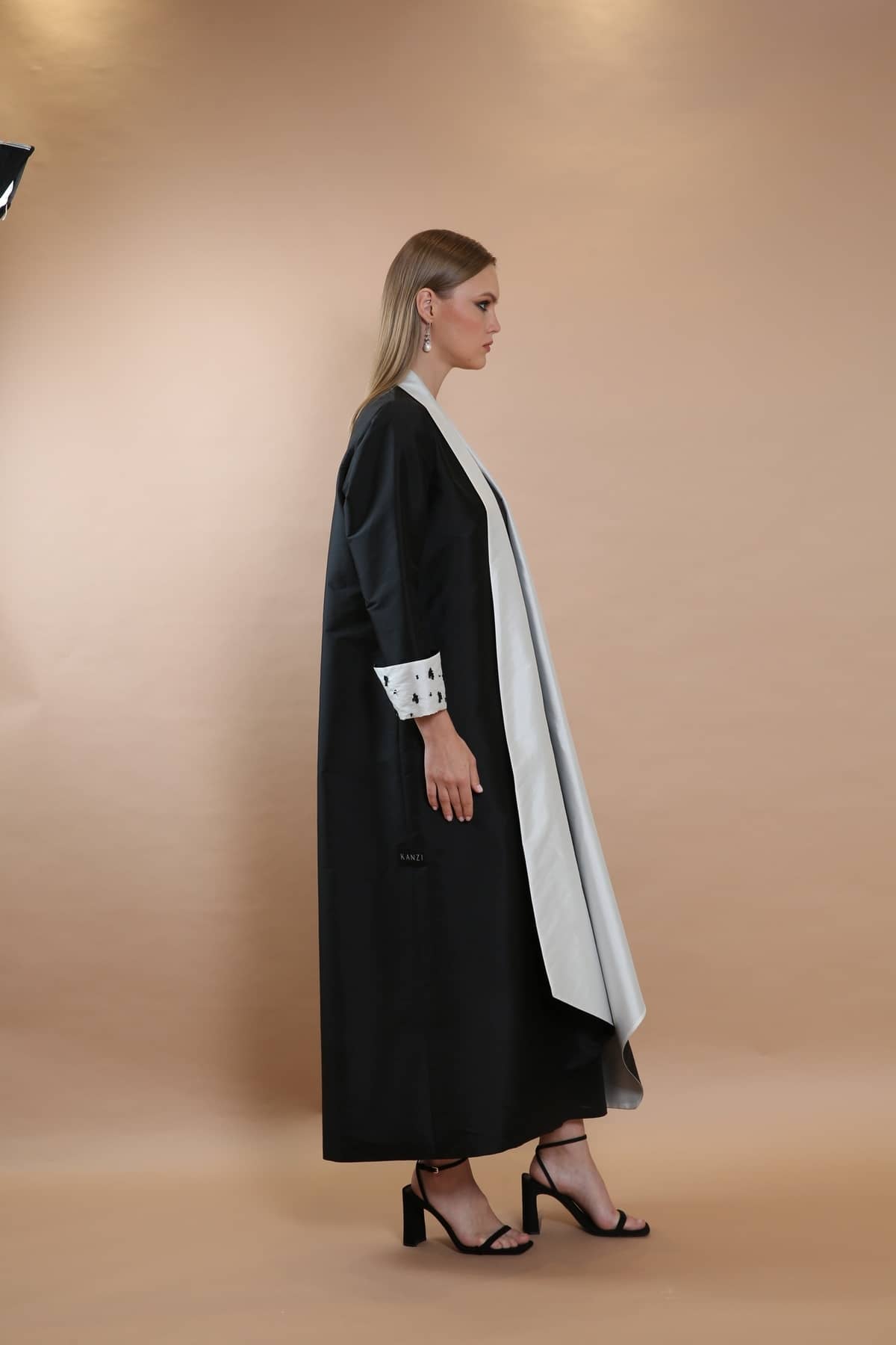White Collar Taffeta Abaya
