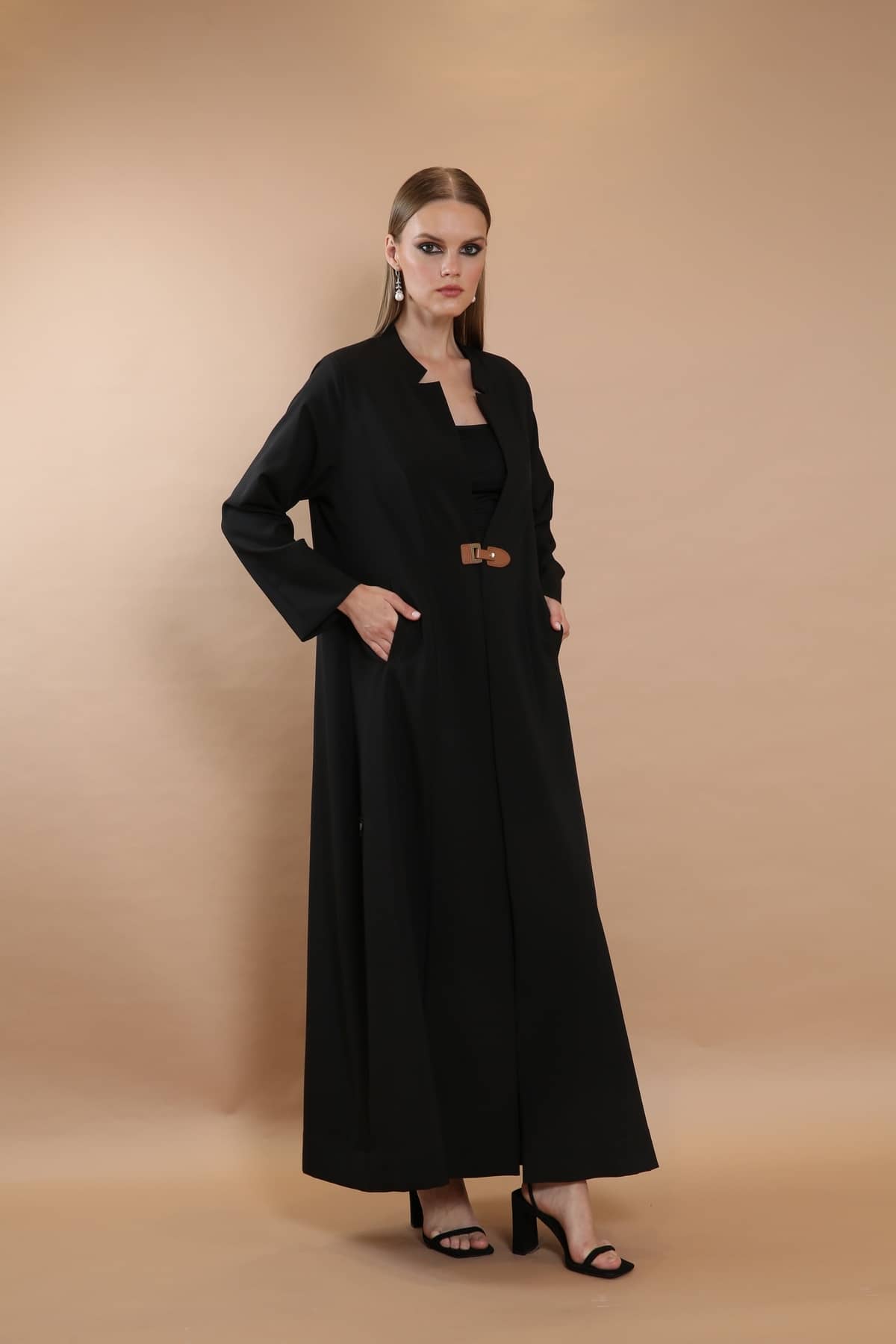Casual Abaya With Buckle In The Front