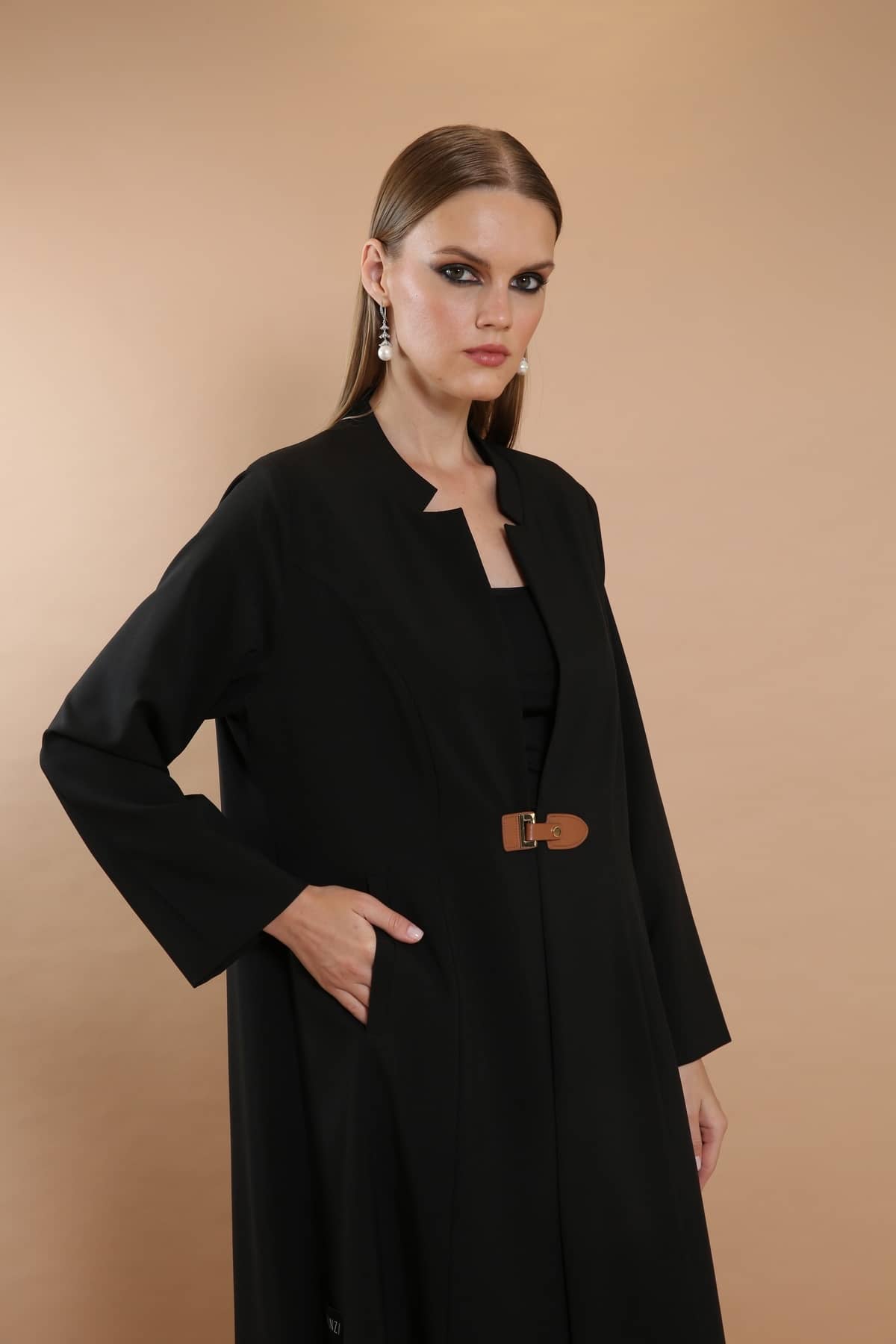 Casual Abaya With Buckle In The Front