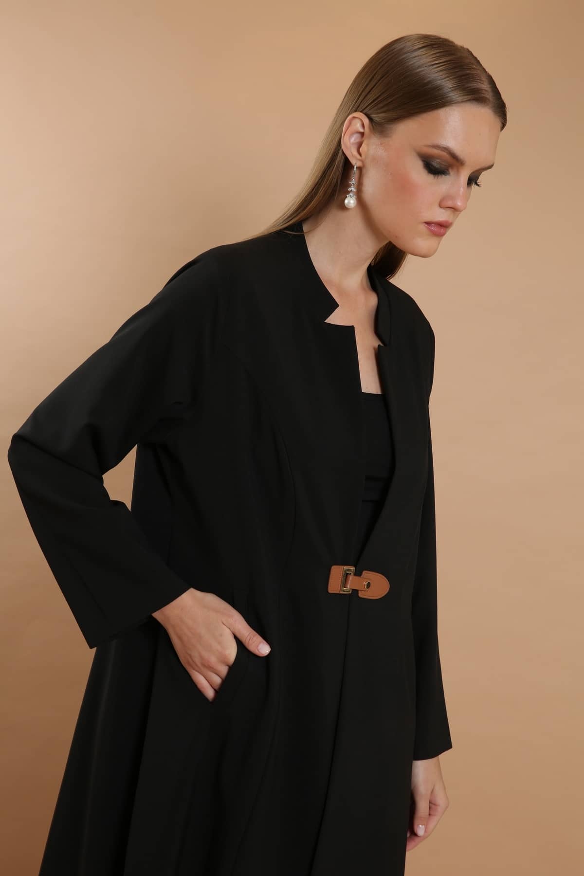 Casual Abaya With Buckle In The Front
