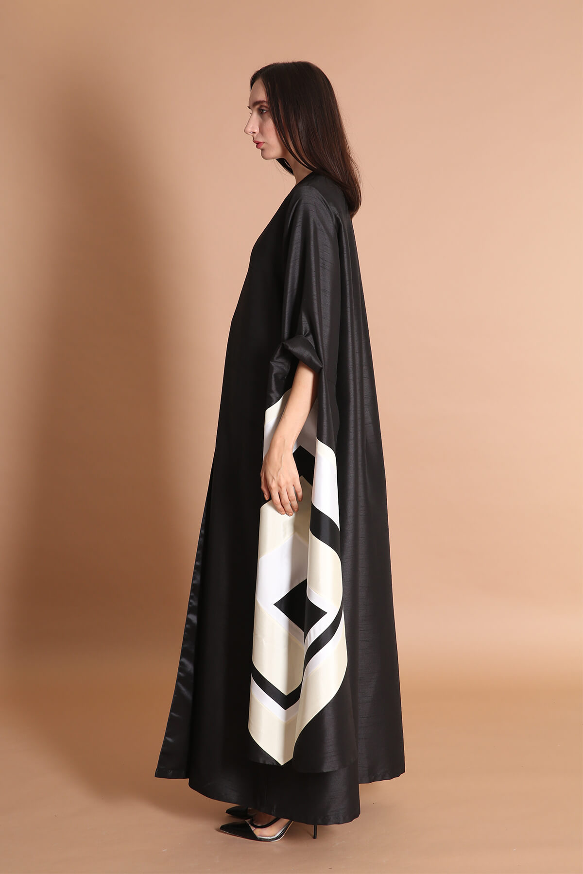 Geometric Pattern Sleeves Exclusive Abaya