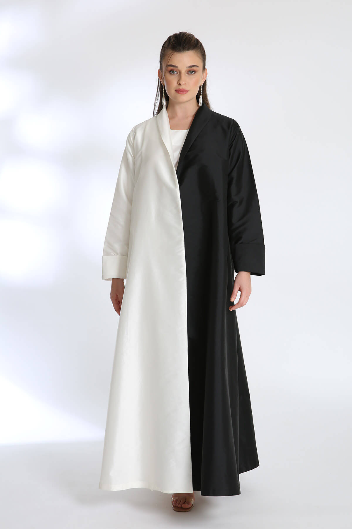 Colored abaya